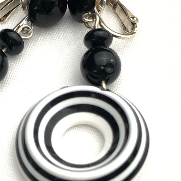 🐷 Handmade Black and White Clip ons - Picture 2 of 5